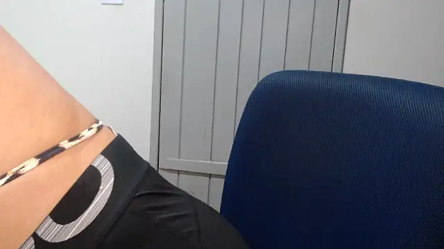 Stronggsexy Chat XXX in diretta