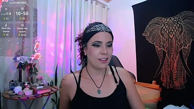 AmaRivn Live XXX chat