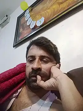 XXX chat uživo modela XxX_KING30