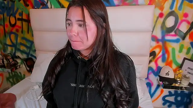 Liana_Bernocchi লাইভ XXX চ্যাট