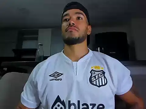 XXX chat uživo modela Alexander_Martines