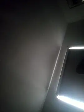 ShysluutGia's Live XXX Chat