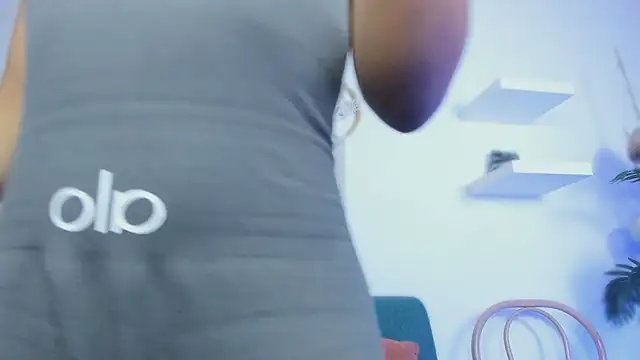 Czat XXX na żywo – emily_yeon