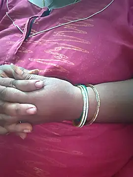 sweetrevathi Adlı Modelin Canlı XXX Sohbeti