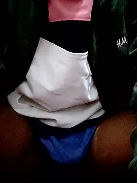 XXX chat uživo modela Zinexraj