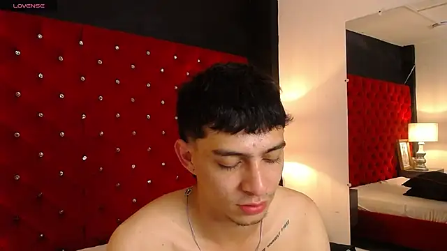 Logan_Woods Chat XXX in diretta