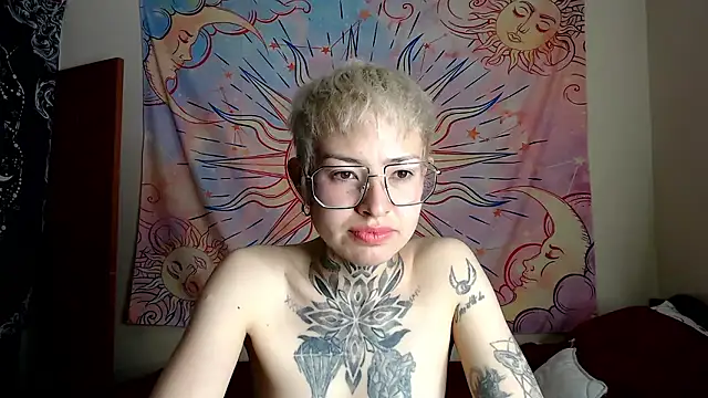 ArrangedFoot's Live XXX Chat