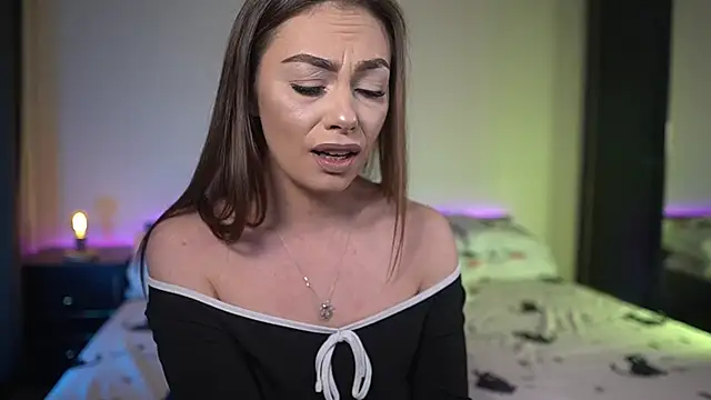 TiffanyPierce 现场XXX聊天