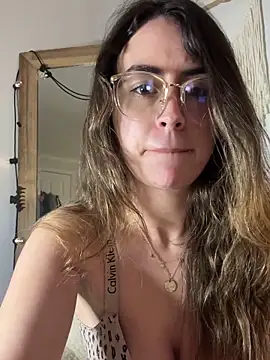 Wetbabygirlxo's Live XXX Chat