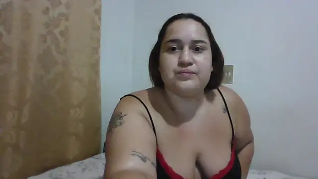 XXX chat uživo modela yesmiia