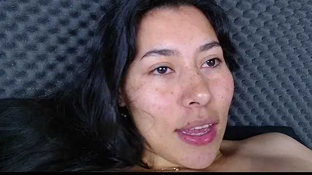 XXX chat uživo modela _joy_yva