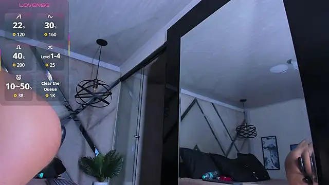 XXX chat uživo modela ElianFoxter