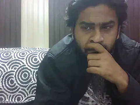 indihotguy Adlı Modelin Canlı XXX Sohbeti