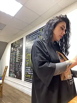 MaeveMoon 现场XXX聊天