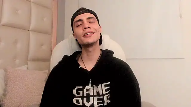 XXX chat uživo modela dark_sun302