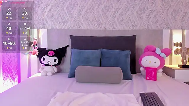 krystal_foxxn Live XXX chat