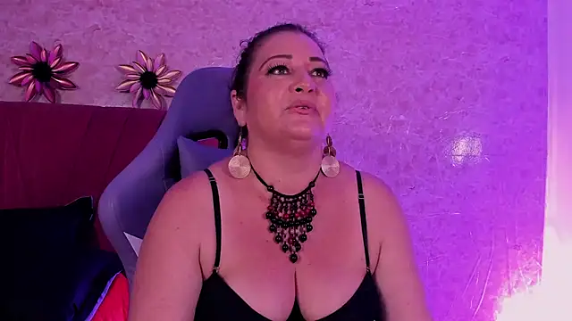 دردشة PalomaLombardi الجنسية المباشرة