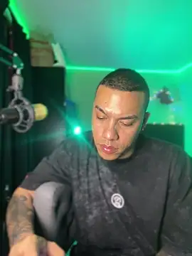 Chat XXX en directo de AlphaMasterXxx