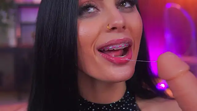 دردشة RavennaDArcy الجنسية المباشرة