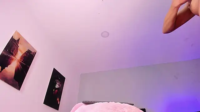 Kloebaby_'s Live XXX Chat