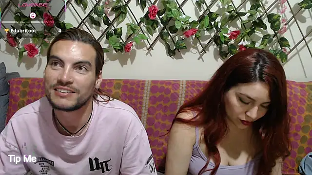 JackyEmma25 Show in webcam