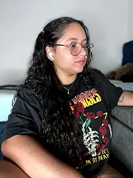 CurlyGirl_1 现场XXX聊天