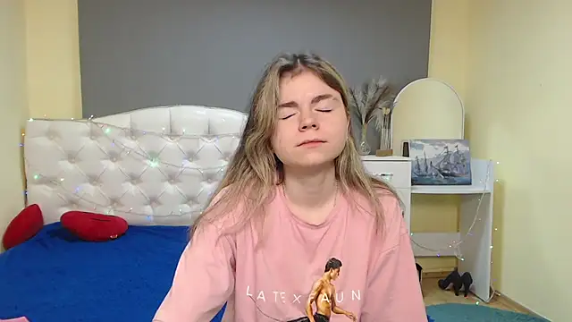 TinaRedly 라이브 XXX 채팅