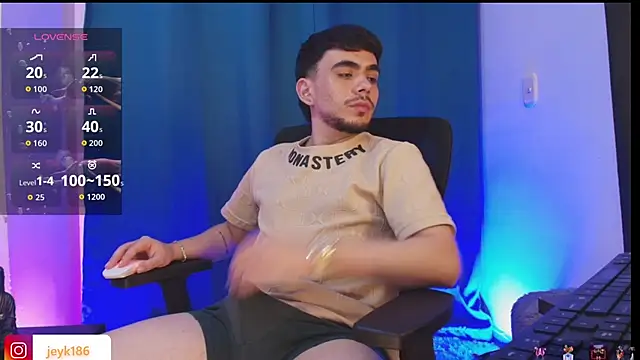 XXX chat uživo modela Guccy_Boy_Club