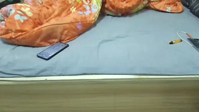 XXX chat uživo modela huzi518