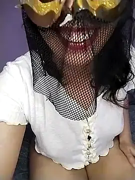 Sunnyxo1xo 现场XXX聊天