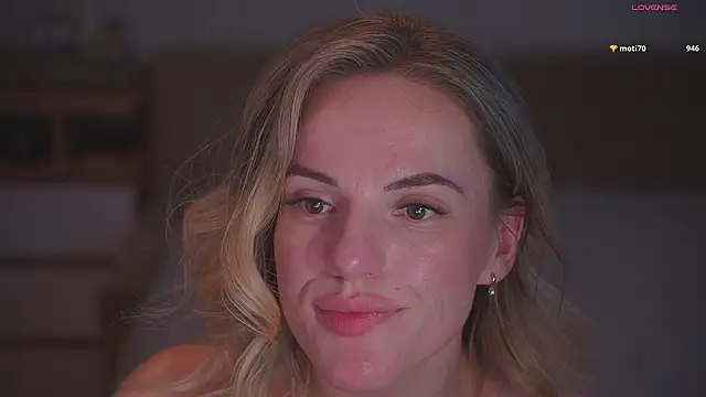 Vanille_Mystery Chat XXX live