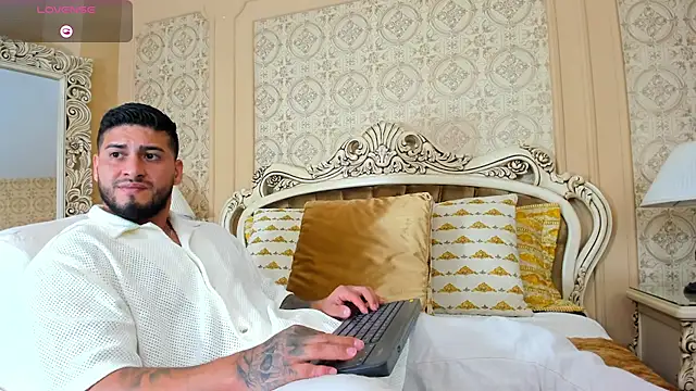 XXX chat uživo modela aquiles_01