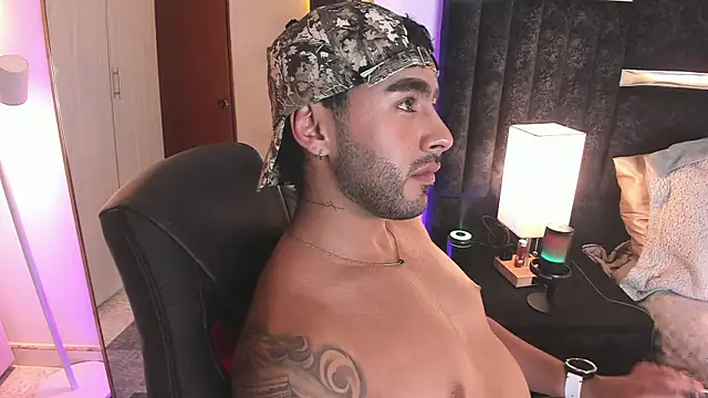 Chat +18 de ItsMeEros ao vivo