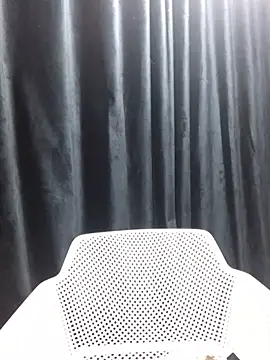 Chat XXX en directo de Doja_Peach