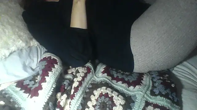 Alma_Evelynne Adlı Modelin Canlı XXX Sohbeti