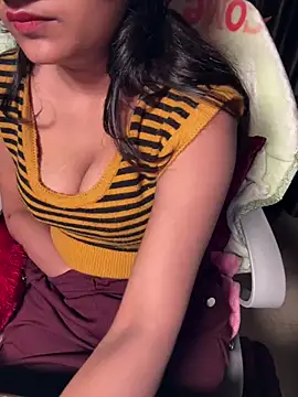 Živý XXX chat Lucky_Flora