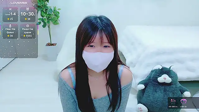 Show modela Reinya__nyan2 na web-kameri