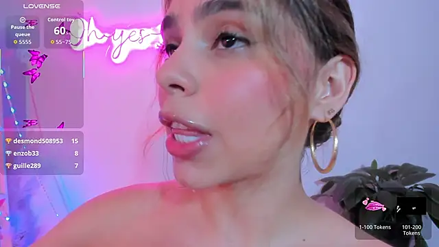 crisbell_lopez Chat XXX in diretta