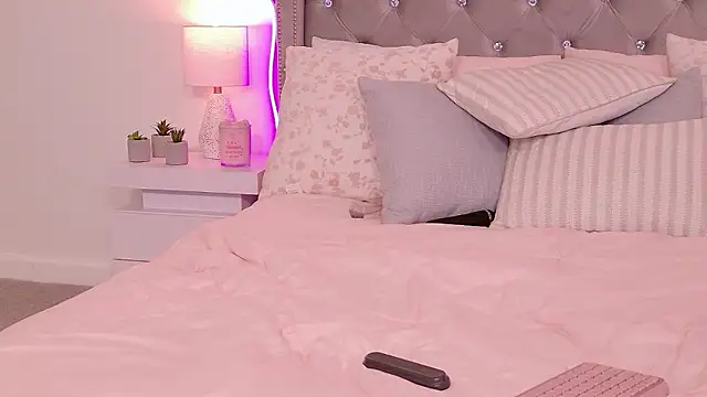 JuliaSUMMERS2022 Chat XXX in diretta