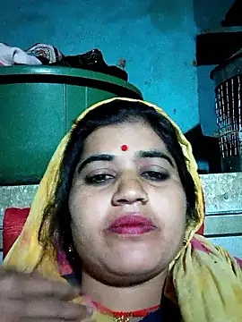 Hot_kamla Show in webcam