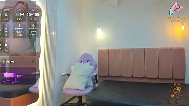 NahomiWalker_'s Live XXX Chat