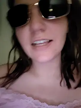 Chat XXX ao vivo de lolitalamasbonita01