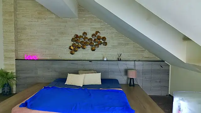 XXX chat uživo modela foxxy_milf