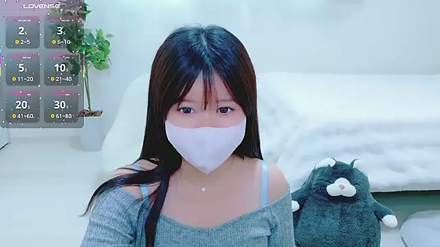 Reinya__nyan2's Live XXX Chat