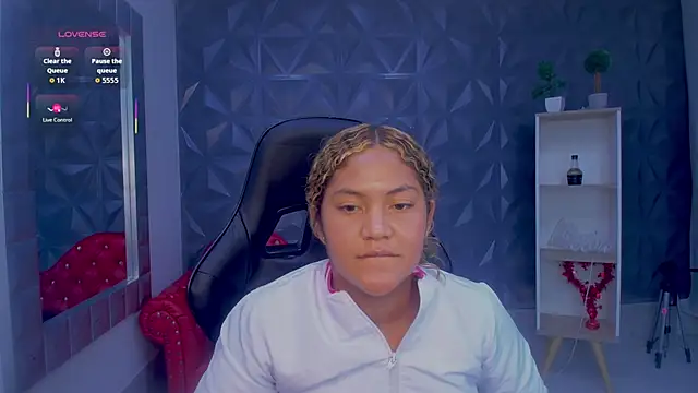 Czat XXX na żywo – Cristal_War