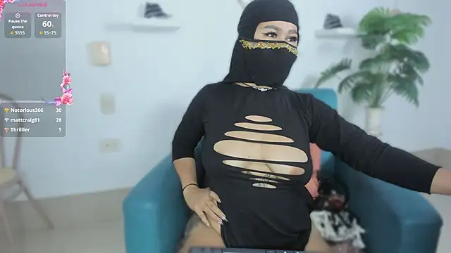 May_hadi élő XXX-chatje