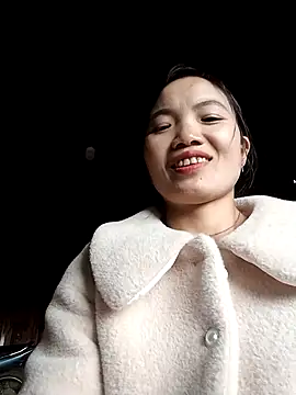 แชท XXX สดของ ngan-cute