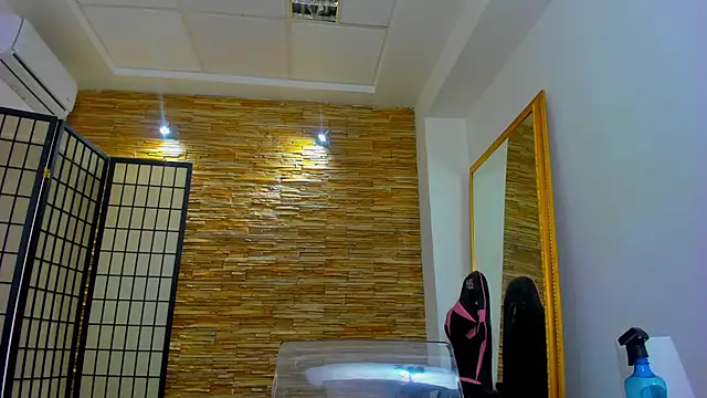 Онлайн чат XXX Jelly_Bee