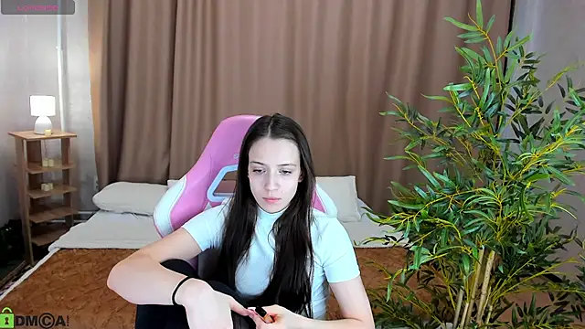 Belle_Wa1ker élő XXX-chatje