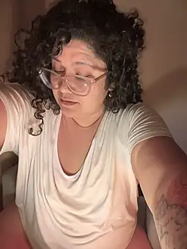 XXX chat uživo modela VanesssaMilf_